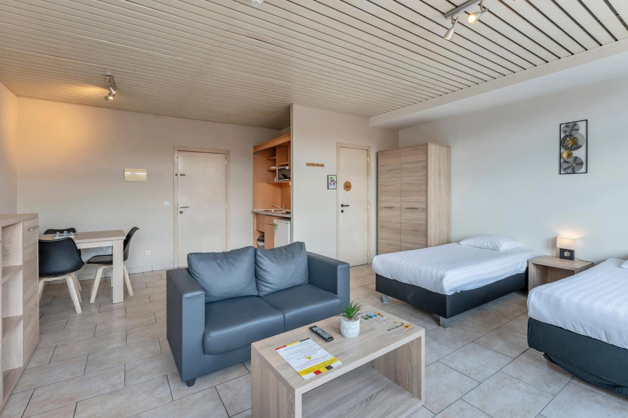 Condo Gardens בריסל מראה חיצוני תמונה