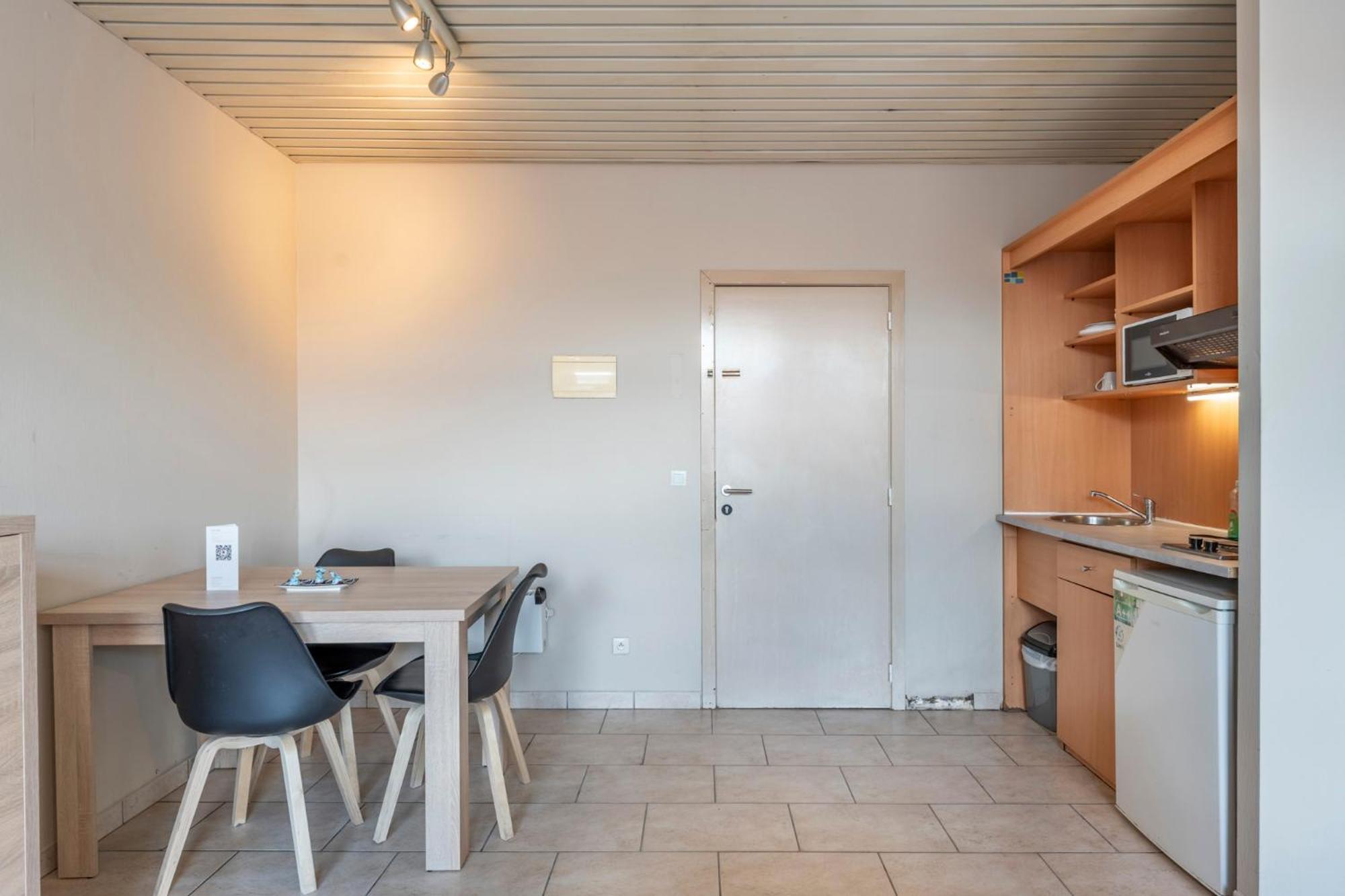 Condo Gardens בריסל מראה חיצוני תמונה