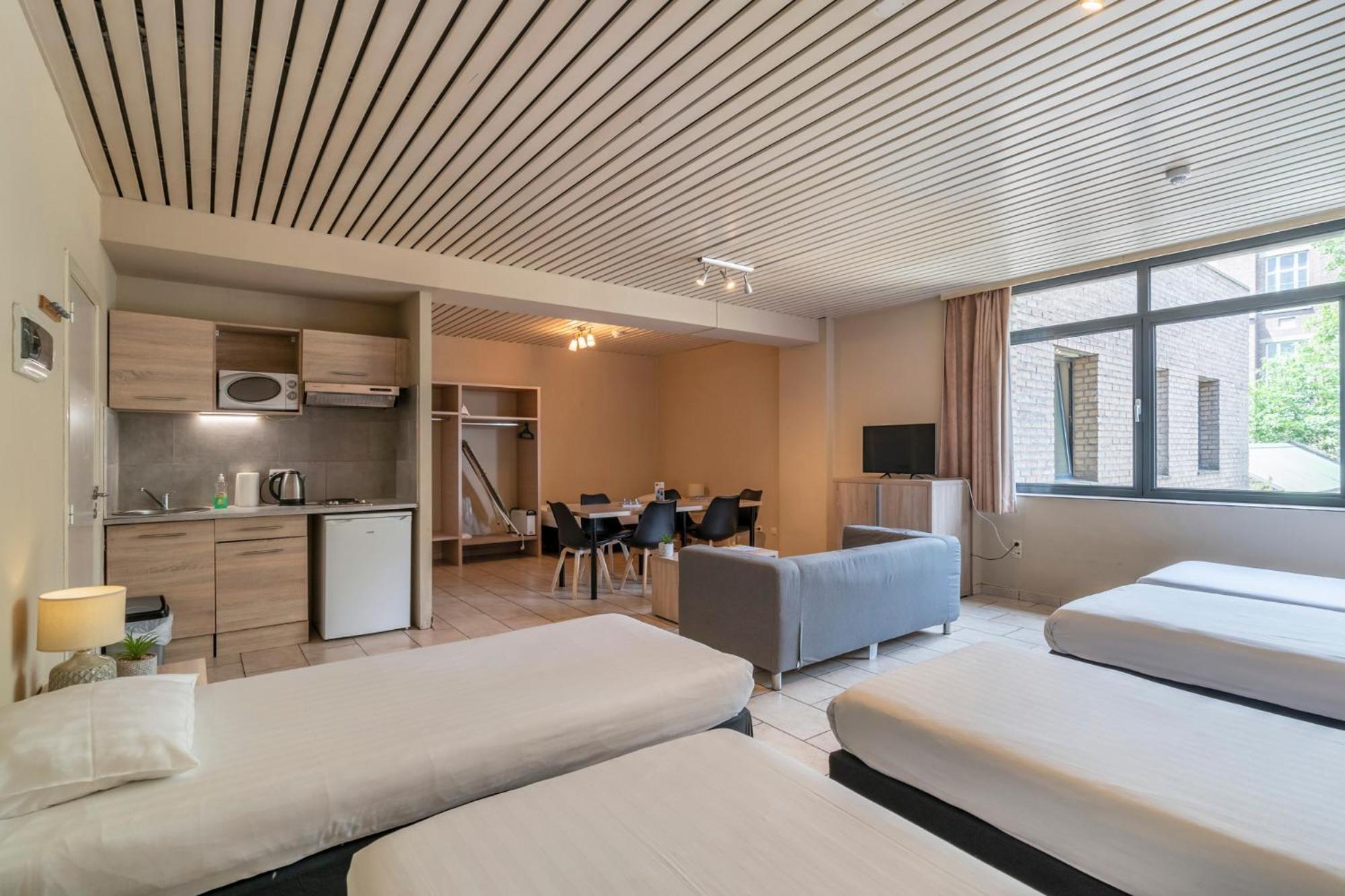 Condo Gardens בריסל מראה חיצוני תמונה