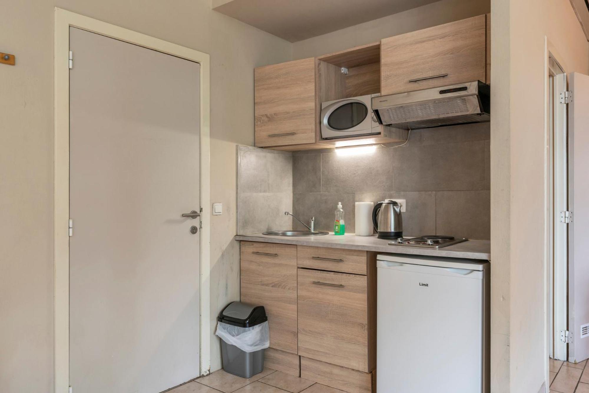 Condo Gardens בריסל מראה חיצוני תמונה