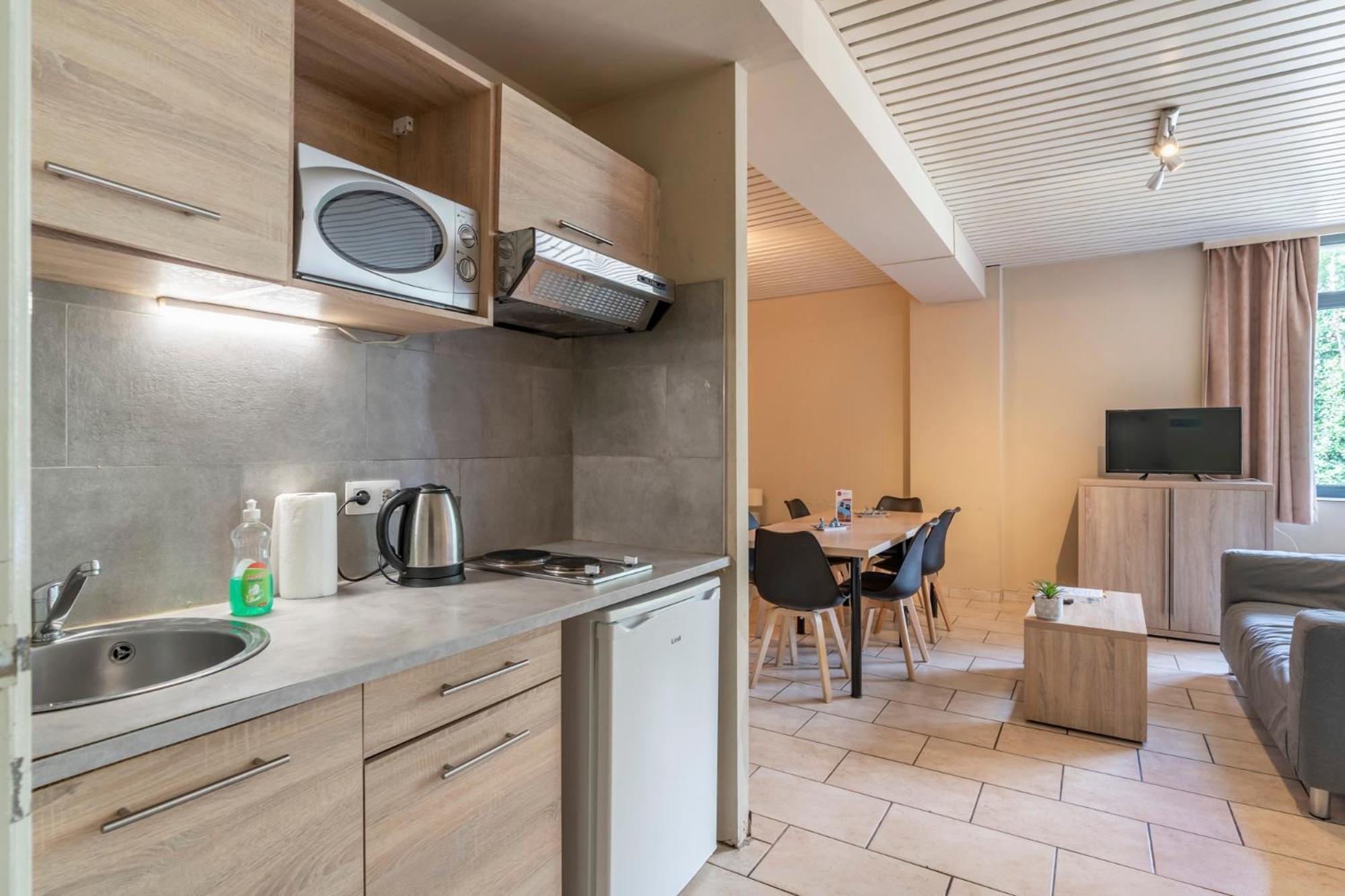 Condo Gardens בריסל מראה חיצוני תמונה