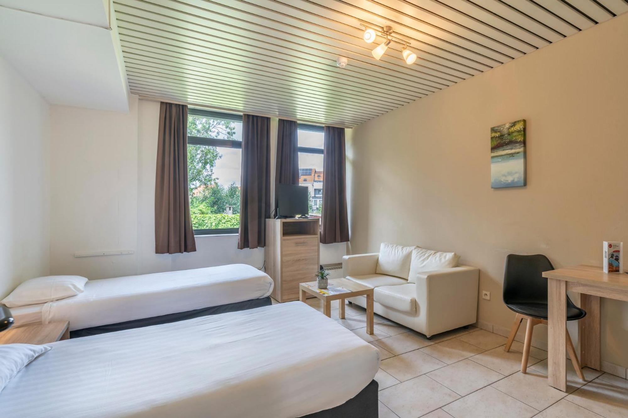 Condo Gardens בריסל מראה חיצוני תמונה
